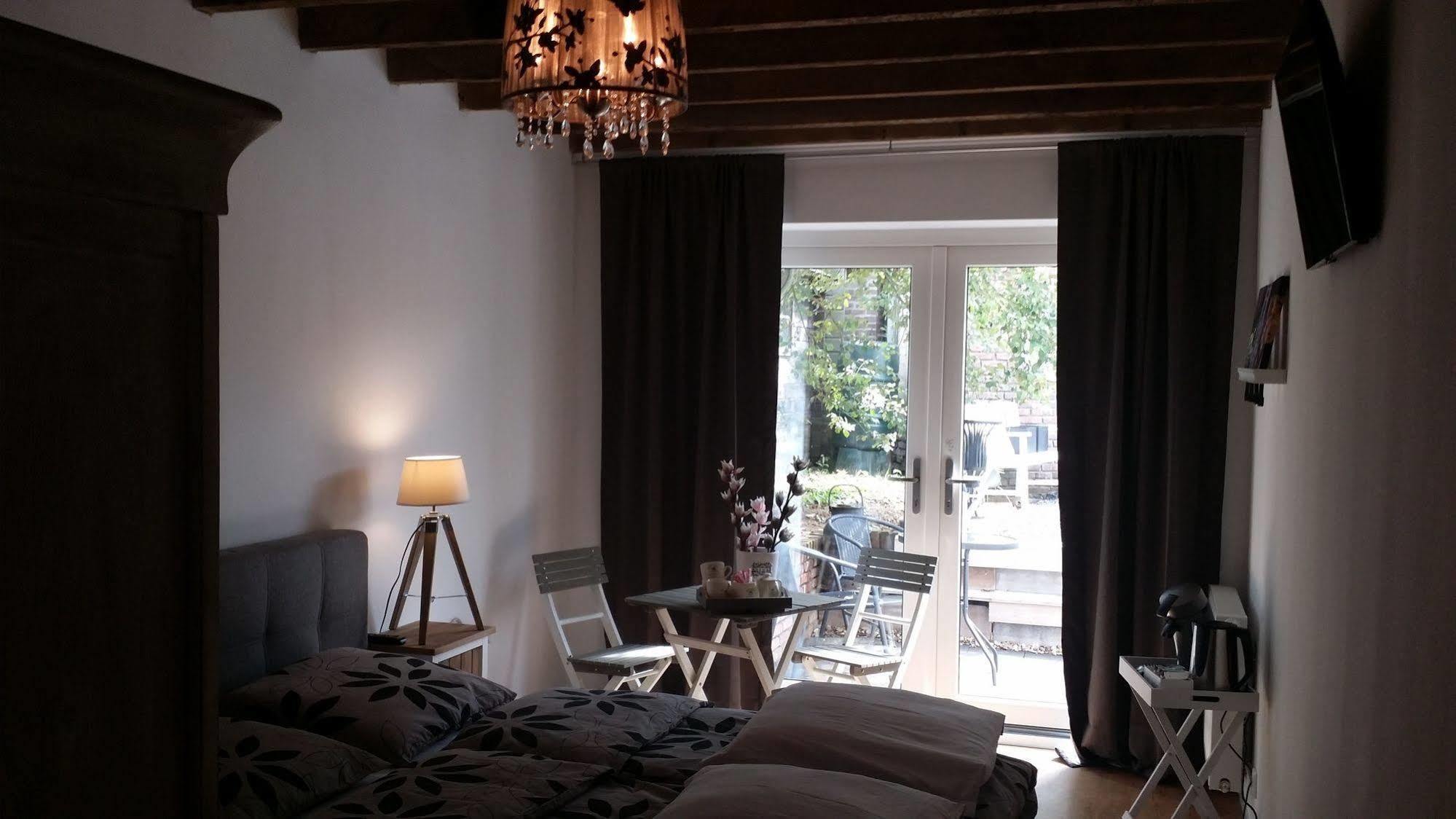 Slapen & Smullen Bed & Breakfast Swalmen ภายนอก รูปภาพ